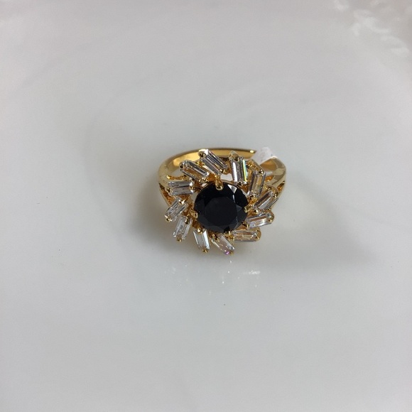 Sparkling Cubic Zirconia and Black Onyx Gold Fashion Ring - Size 10 - Picture 4 of 7